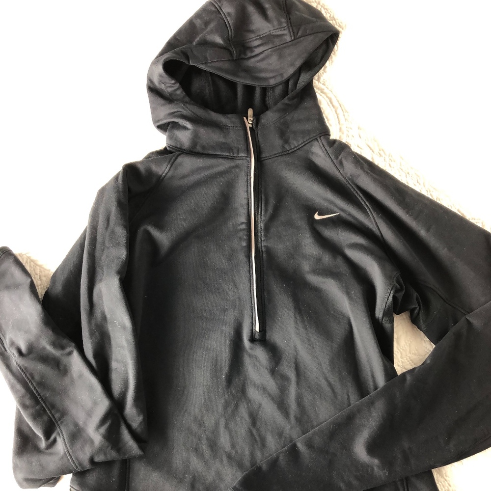 Nike - Picture 2 of 2